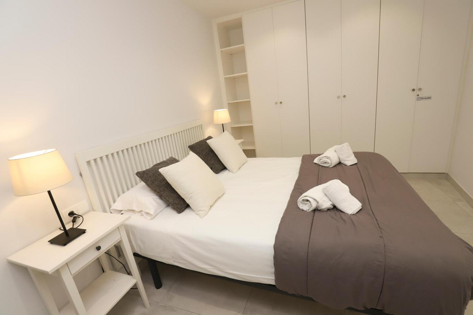 Differentflats Barcino Apartment ซาลอว์ ห้อง รูปภาพ